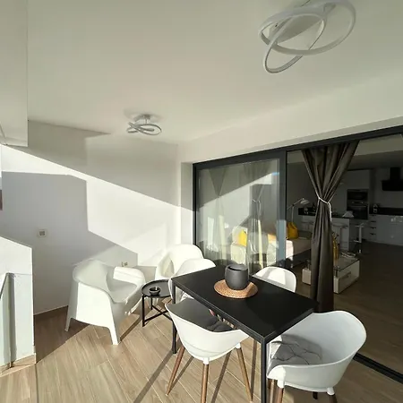 Mariposa Blanca Apartman Villaverde